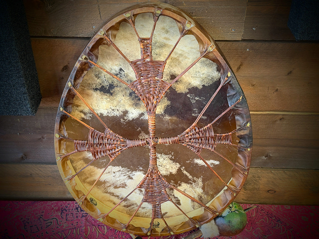 28" Oval 4 Palm Cross Lacing - RARE (horse)
